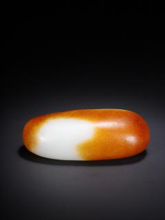 和田玉原石,尺寸:9.7×5.0×3.3厘米,重量300克