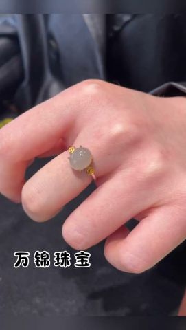 《柔莺》天然和田玉蛋面戒指女宝石翡翠金镶玉石母亲节送妈妈礼物