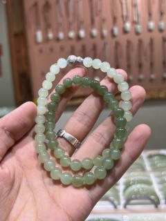 十六【和田玉】湖水绿渐变项链